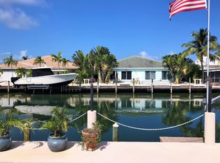 270 11th St, Key Colony Beach, FL 33051