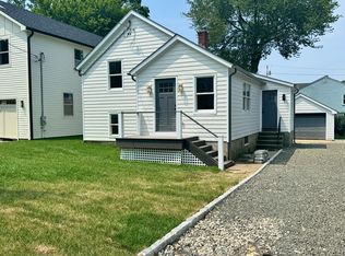 65 May St, Fairfield, CT 06825