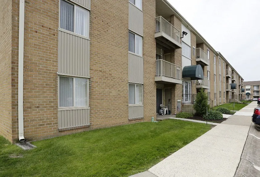 Hidden Village Apartments — Photo 4