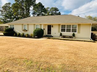 1701 Clayton Ave, Tupelo, MS 38804