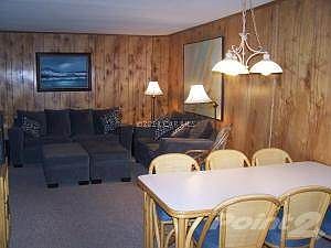 LARGE LIVING /EATING AREA