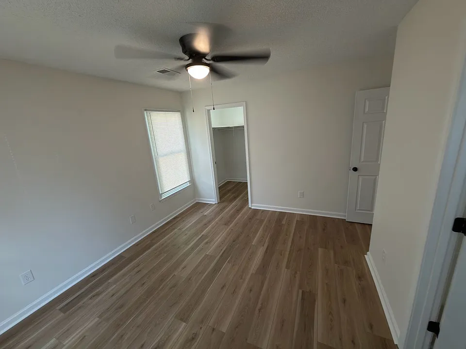 129 Misty Oak Rd