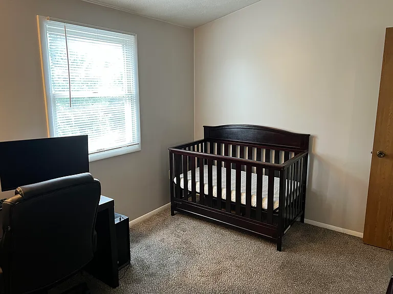 2517 Hawthorne Dr — Photo 13