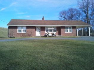 9231 Snake Creek Rd, Hillsville, VA 24343