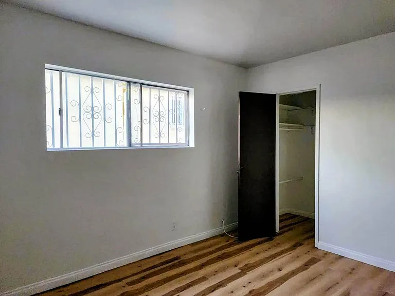2521 Floradale Ave — Photo 4