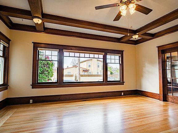 5th image of 220 Cleveland Ave