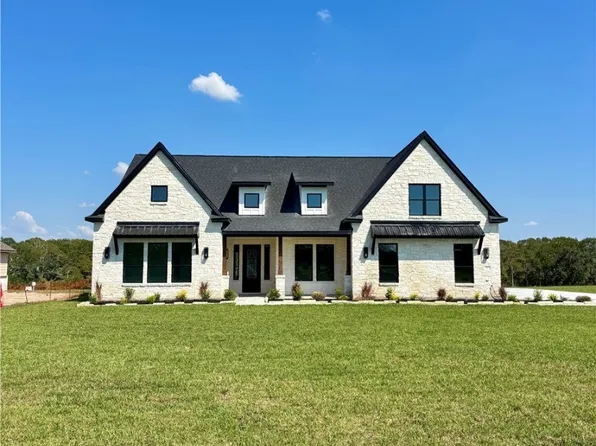 57 River Tree Dr, Blessing, TX 77419