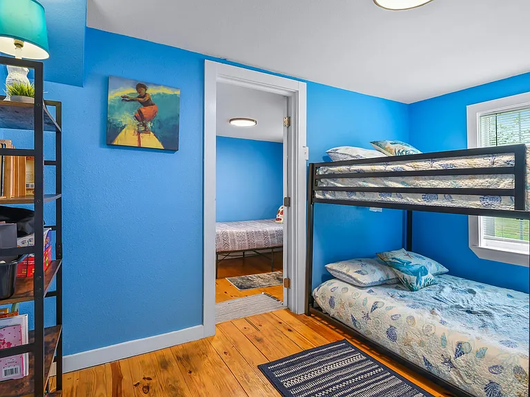 822 N Ann St — Photo 17