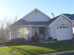 199 Loganberry Ln, Freehold, NJ 07728