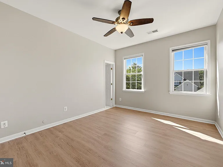 43725 Red House Dr — Photo 23