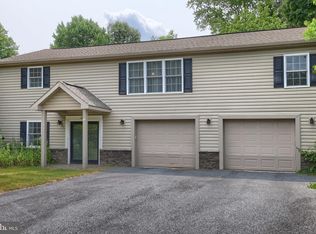 5254 Terrace Rd, Mechanicsburg, PA 17050