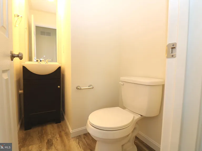 72 Filbert Dr — Photo 15