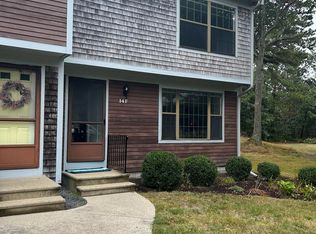 195 Falmouth Rd APT 14F, Mashpee, MA 02649