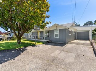 2225 Madrona Ct, North Bend, OR 97459
