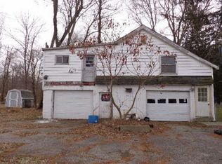 181 E Riverside Dr, Peru, IN 46970