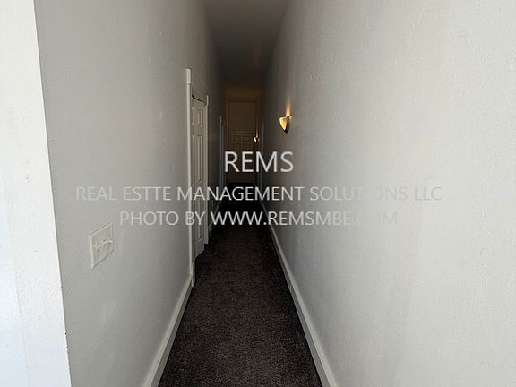 5th image of 200 Ash St APT 1