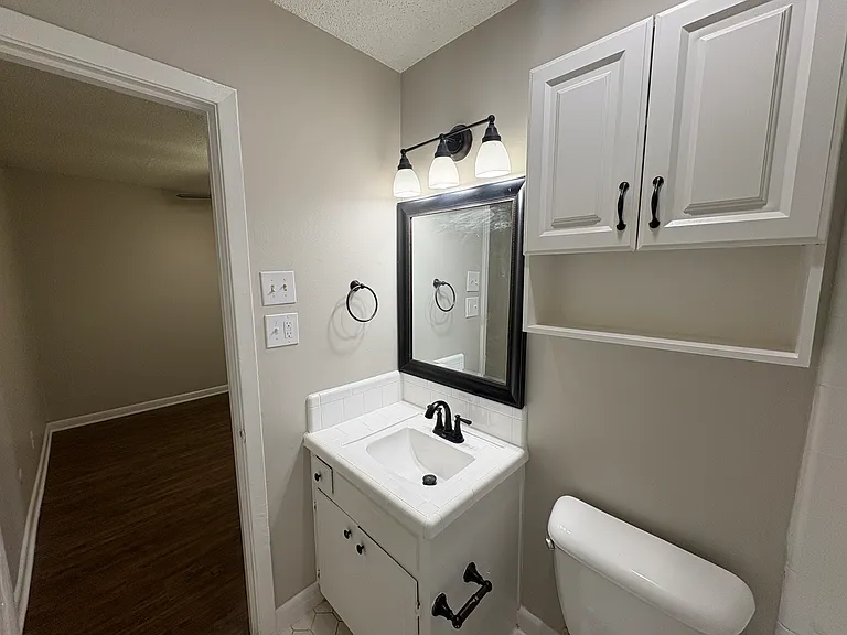 5101 H St #11 — Photo 14