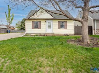 804 E Presentation St, Sioux Falls, SD 57104