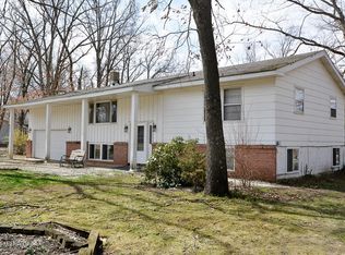 26962 60th Ave, Mattawan, MI 49071