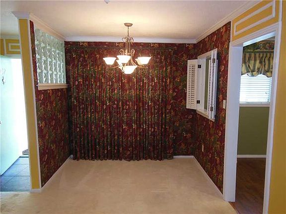 4th image of 2700 Whitney Pl APT 932
