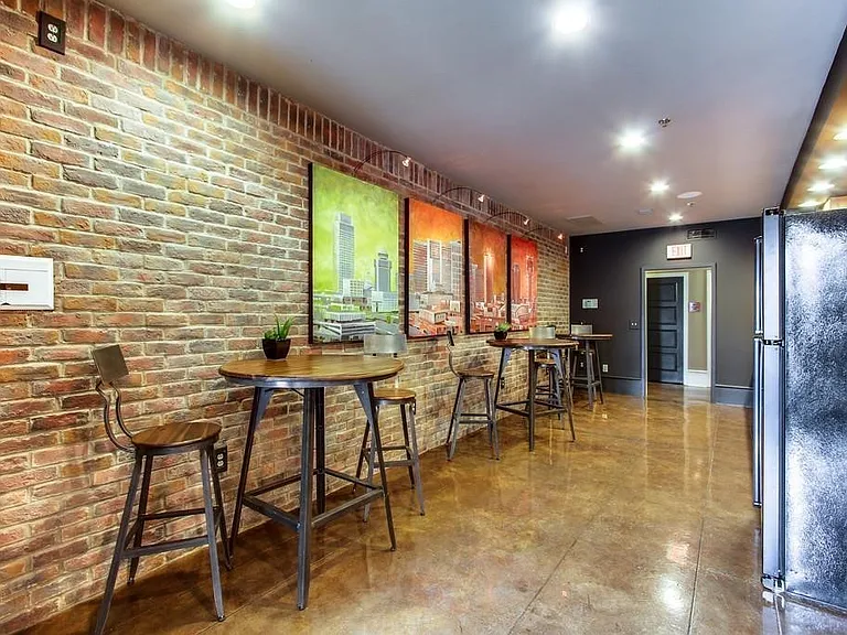 1803 Broadway #203 — Photo 29