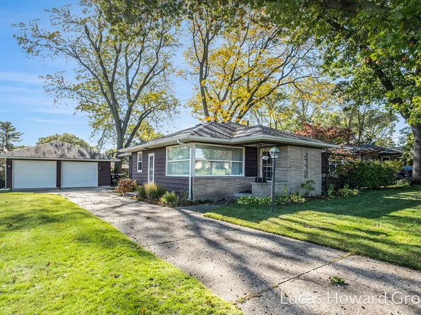 1332 Den Hertog St SW, Wyoming, MI 49509