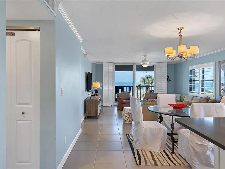 4325 Gulf Of Mexico Dr #208 — Photo 6