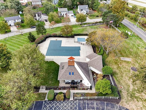 5th image of 5586 Fawnwood Ln