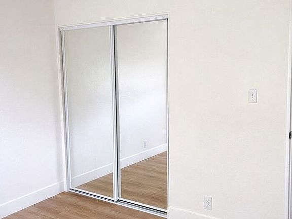 5th image of 421 West St #8