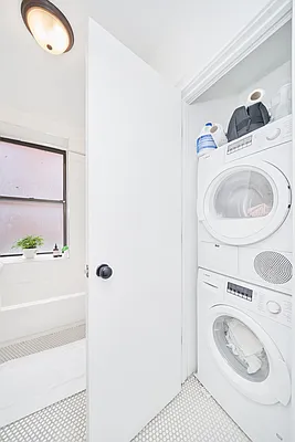 Rented by Living New York | media 13