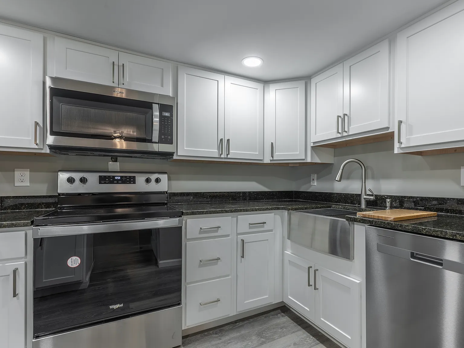 2 bed, 1.5 bath, 1600 sqft, $2,236 — Photo 4