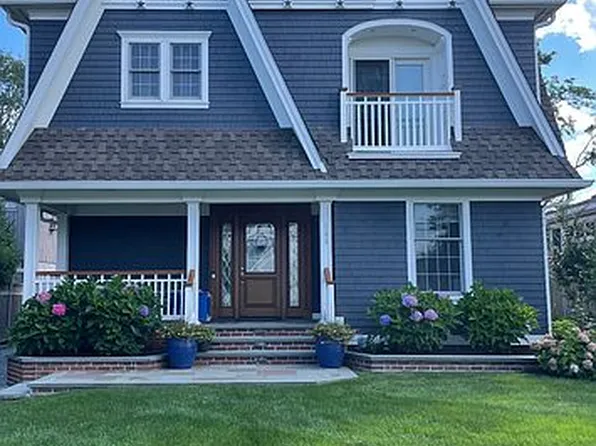 105 Lake Ave, Brielle, NJ 08730