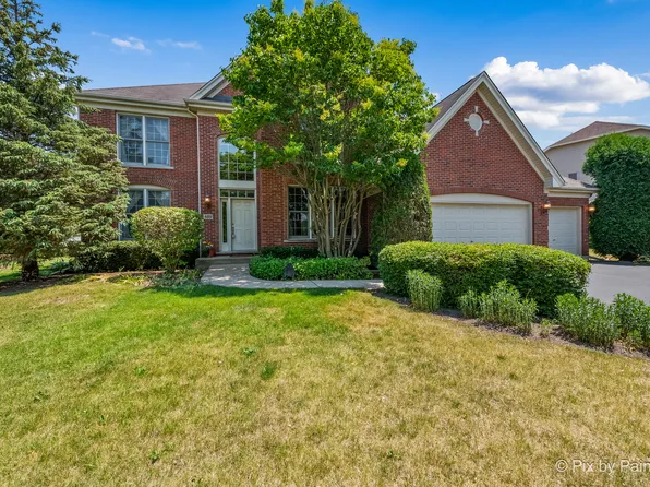 809 Campbell Dr, West Chicago, IL 60185