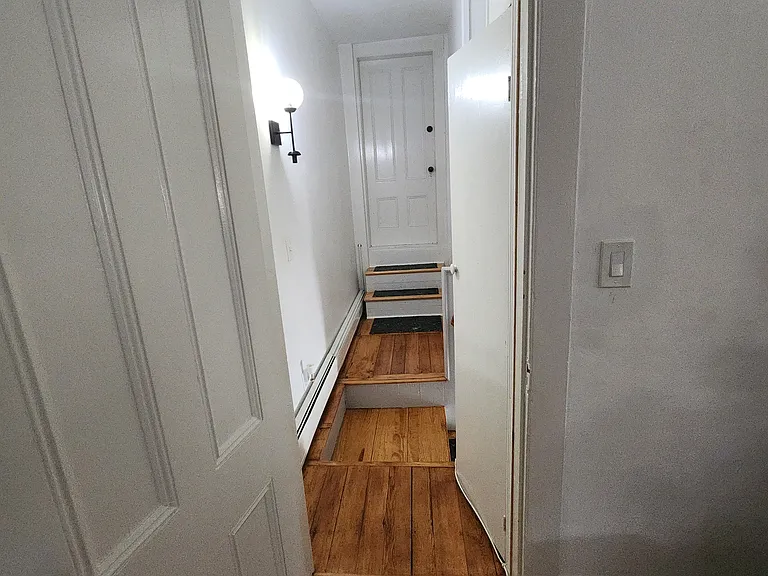 134 State St — Photo 17