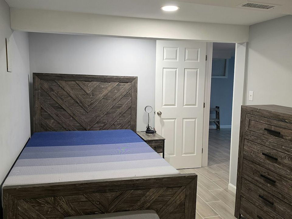 1st image of 2804 Bellbrook St Room D