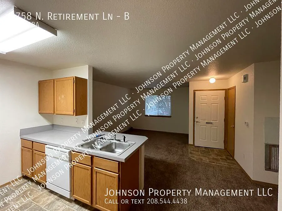 Tranquil 55+ Community Living in Central Boise - All-Inclusive Amenities. — Photo 4