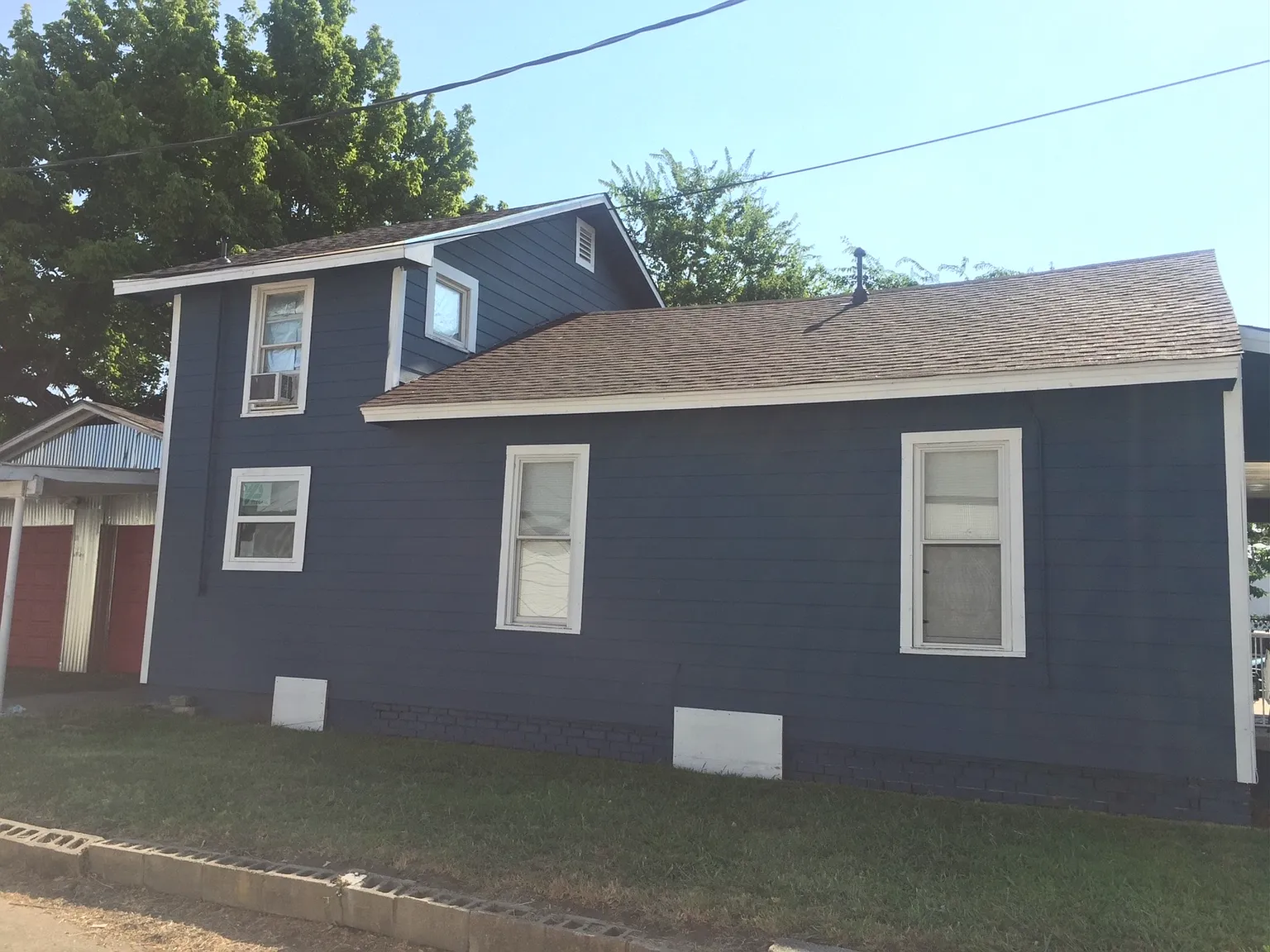 2 bed, 1056 sqft, $1,350 — Photo 2