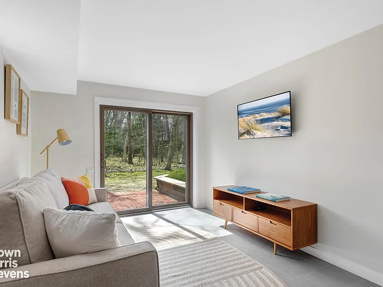 9 Devon Landing Dr — Photo 14