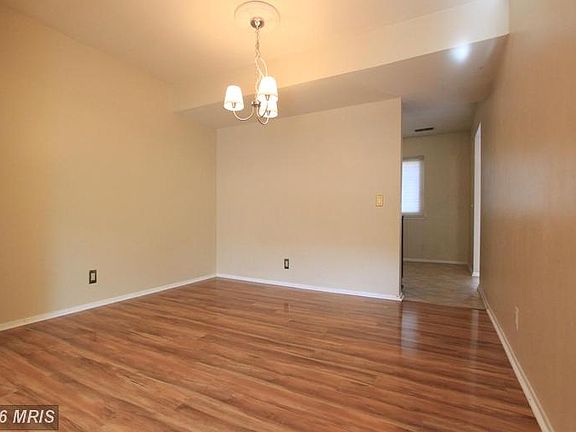 4th image of 2443 Glengyle Dr #219