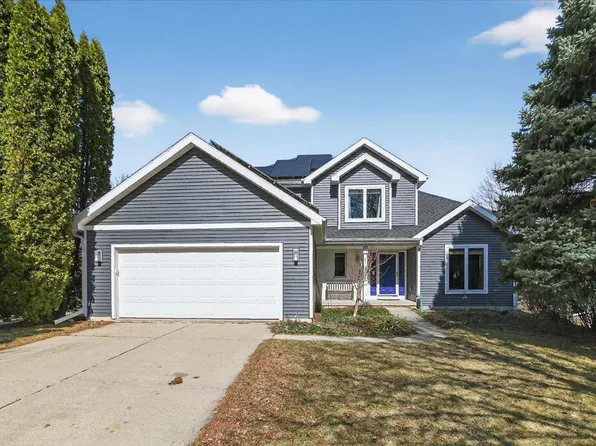 5 Autumnwood Circle, Madison, WI 53719