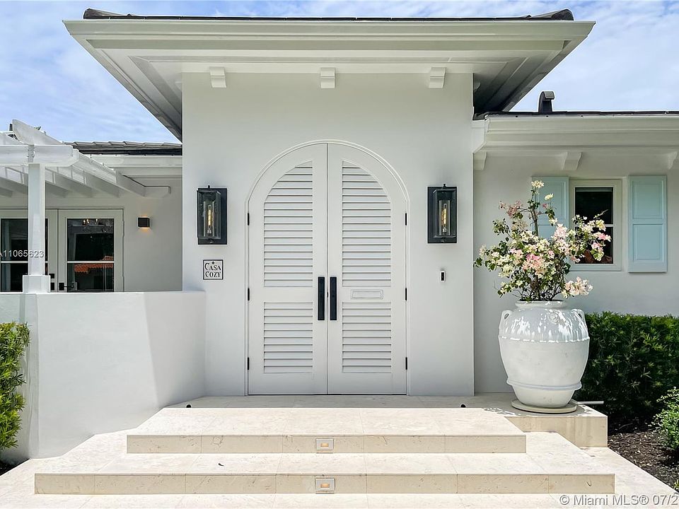 1st image of 6901 Almansa St
