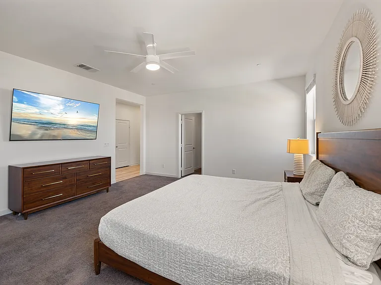 50105 Rocamora St — Photo 15