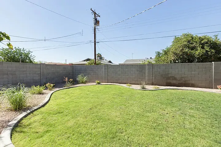 8220 E Mitchell Dr — Photo 20