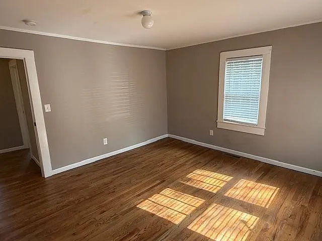 27 W Wright St — Photo 14