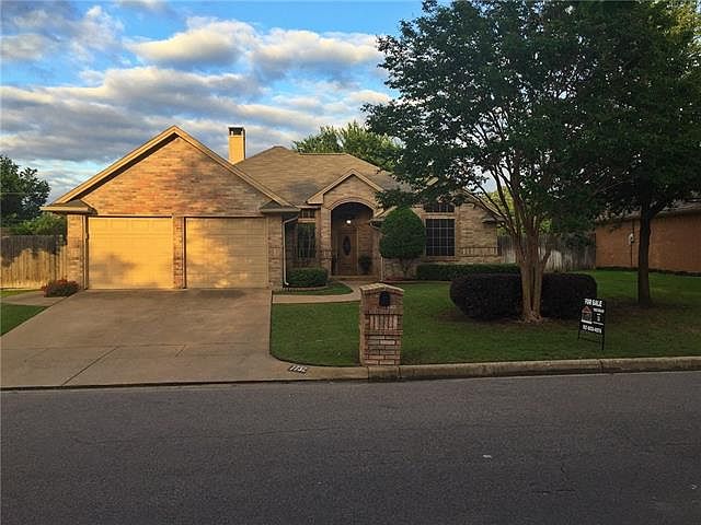 1st image of 7732 Western Oaks Dr