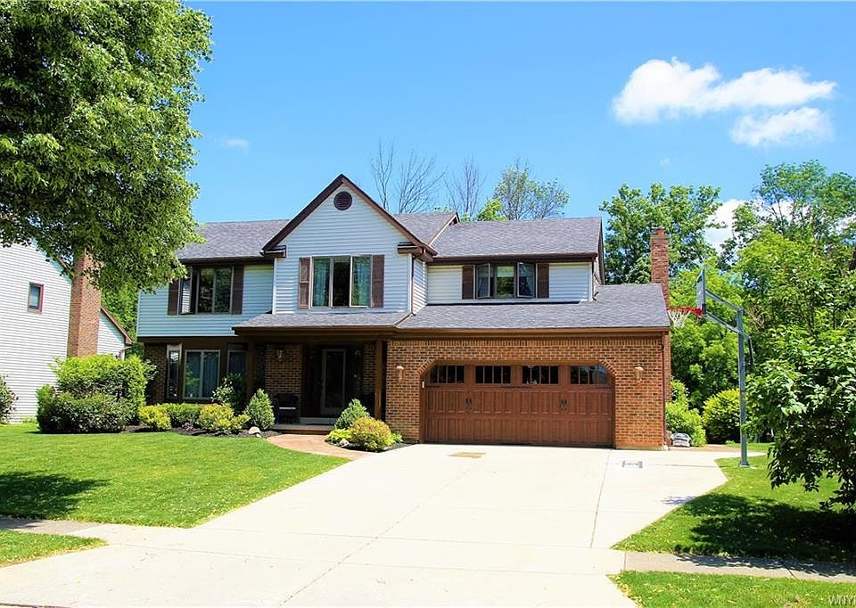 1st image of 47 Bywater Dr