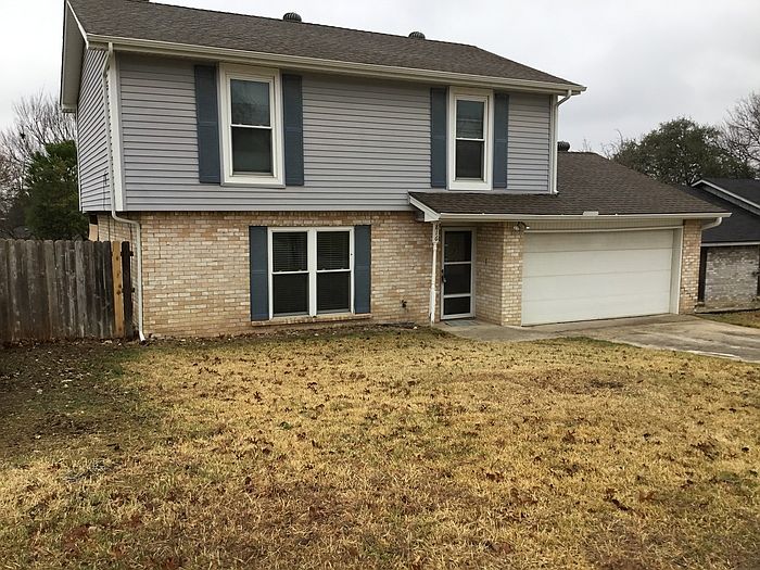 1st image of 816 Panay Way Dr