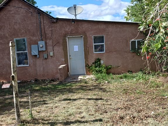 3rd image of 620 E Heman Ave