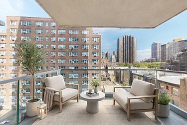 237 East 34th Street, #606