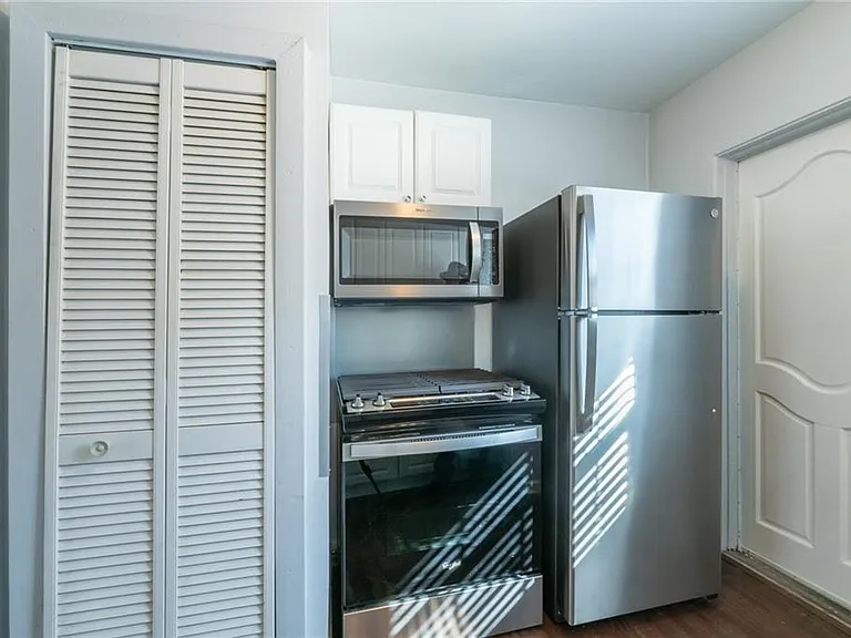 560 Winton Ter NE #1 — Photo 9